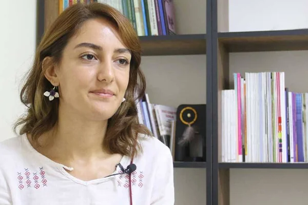 Tutsaklara selam verilemez!