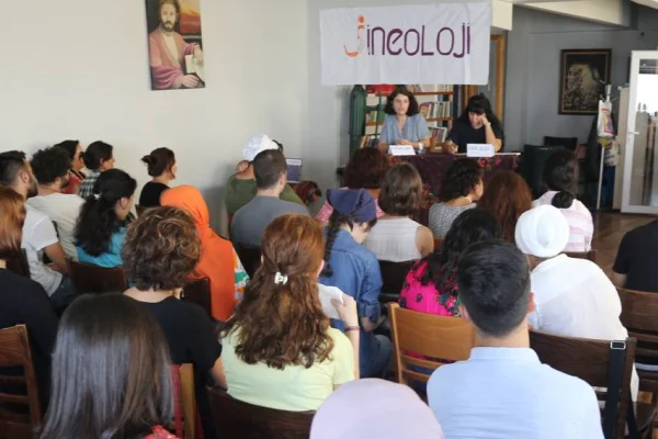 İstanbul Jineolojî Atölyesi erkeklere kapısını açıyor