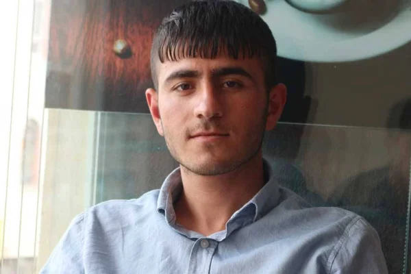 12 yaşındayken çekilen fotoğraf için tutuklandı