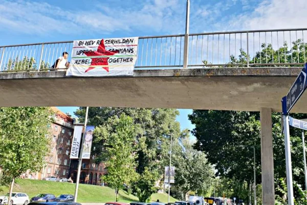 Stockholm’de gençlerden pankartlı eylem