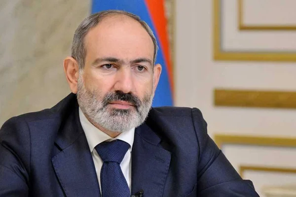 Bir sen eksiktin Paşinyan