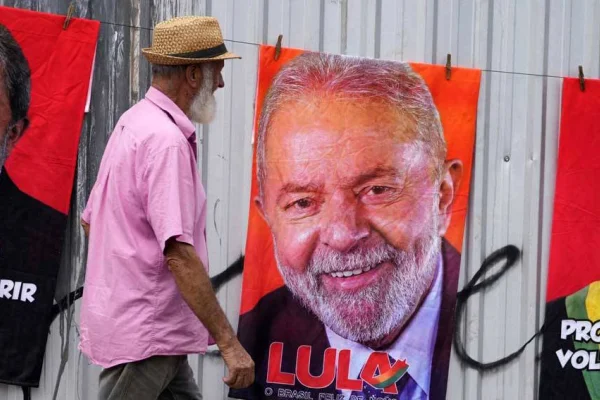 Brezilya’da Lula önde