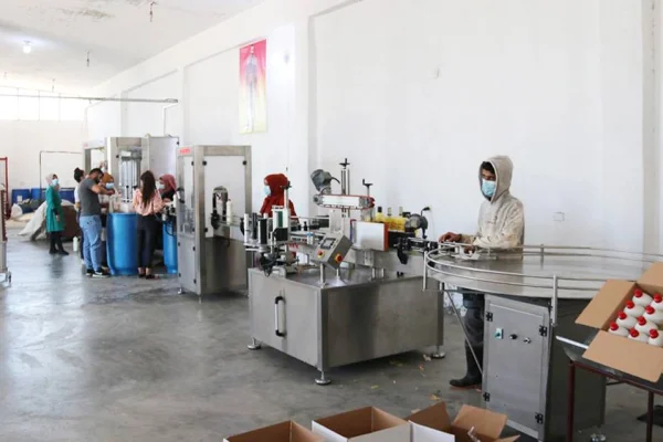 Temizlik maddelerini Roj karşılıyor