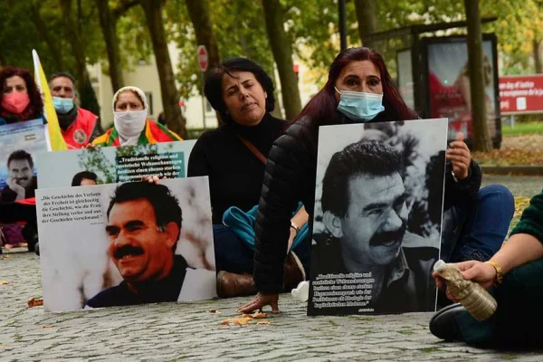 Uluslarası Komplo’ya karşı alanlara