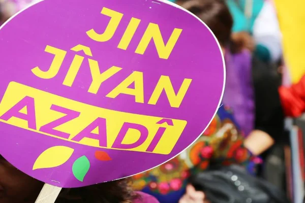 Bu isyan başka bir isyan