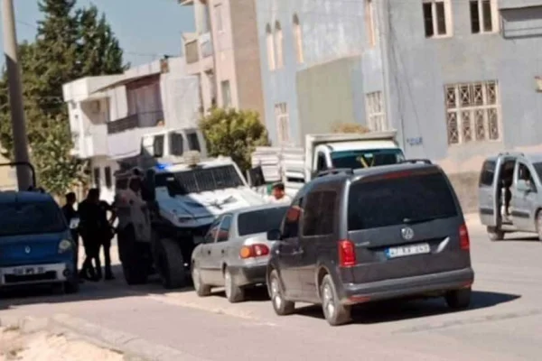 Polis DEDAŞ için saldırdı