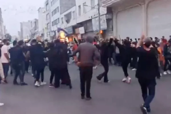 İran’da direniş her yerde