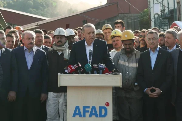 Faşizmin planına karşı demokratik birleşik cephe