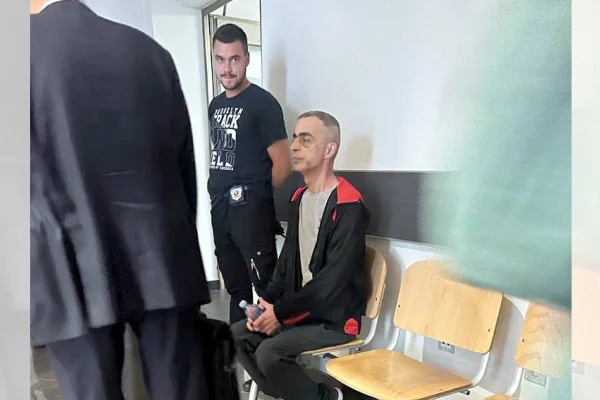 Piroğlu açlık grevini sonlandırdı