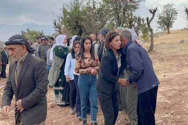 Ailesi zılgıtlarla karşıladı