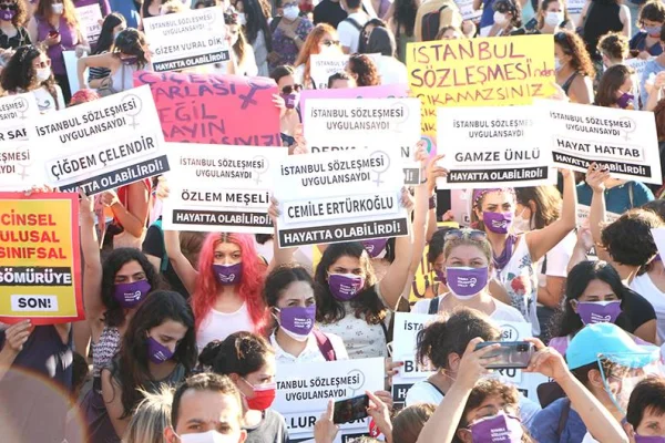 Kadınla bütün insani değerler de öldürülecektir