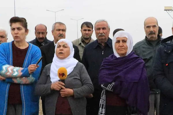 Tutsak yakınları: Zulme son verin