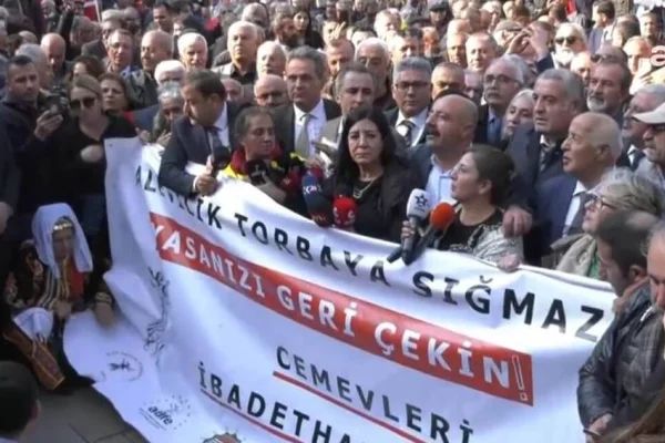 Alevilik Torbaya Sığmaz!