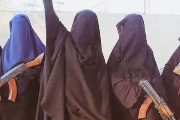 Batı medyası 'IŞİD gelinleri'ni nasıl akladı?