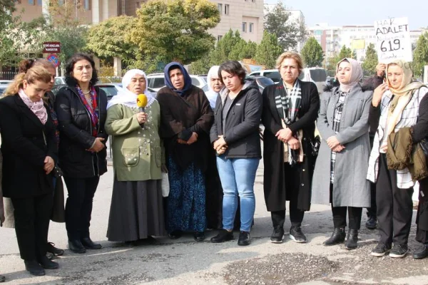 Barış Anneleri'nden Şenyaşar'a ziyaret