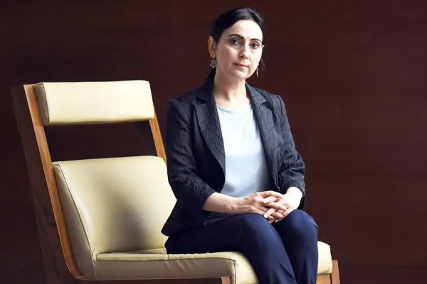 Saray iktidarı siyasi dolandırıcı
