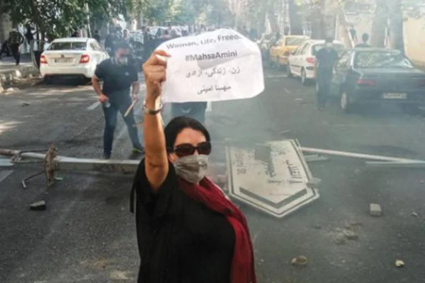 100 kişi idam tehdidi ile karşı karşıya