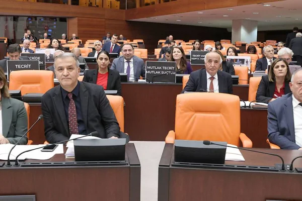 Devlet her gün suç işliyor