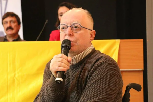 Saray'ı böyle yıkamazsınız