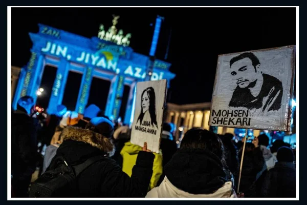 ‘Jin jiyan azadî’ Brandenburg kapısında