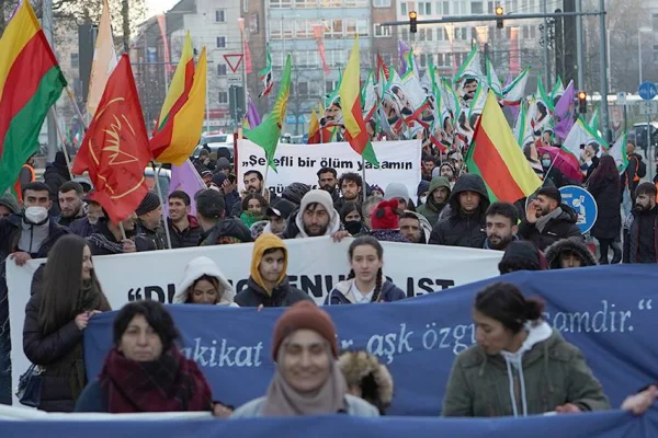 Ateşle oynamayın