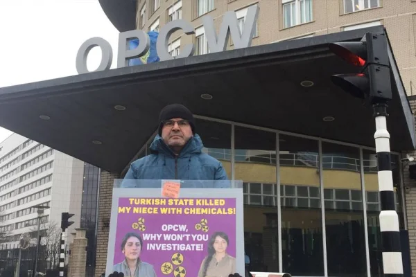 2023’te de OPCW önündeyim