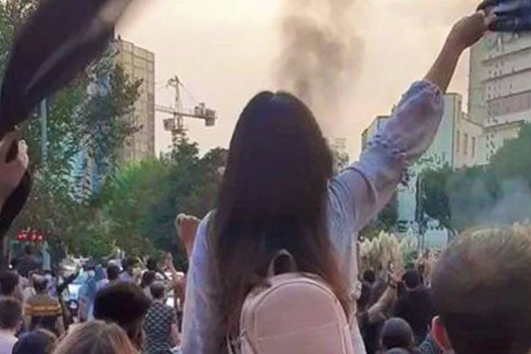 İsfahan’da yoğun çatışmalar