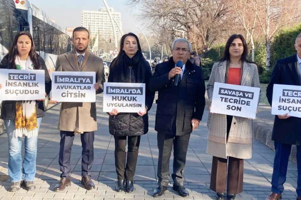 Vekillerin nöbeti sürdü