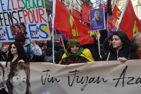 Avrupa Kürtleri katletmeyi sürdürüyor