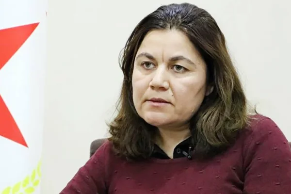 Türkiye DAİŞ'le çalışıyor