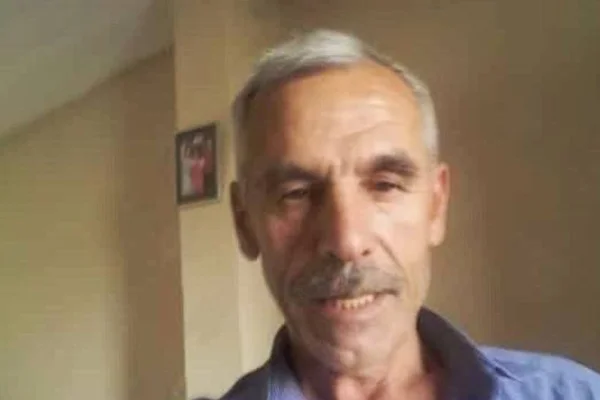 Tecride karşı bedenini ateşe verdi
