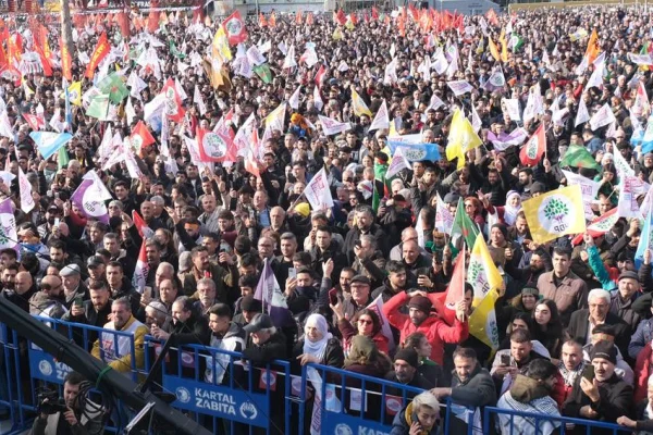İktidarın fişini çekme seçimi