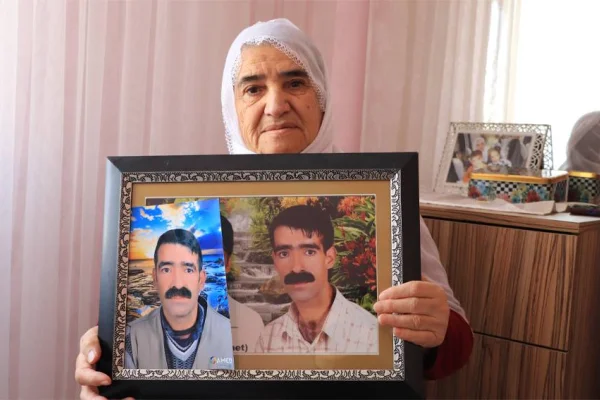 Kırılan dişlerini bile bırakmadı