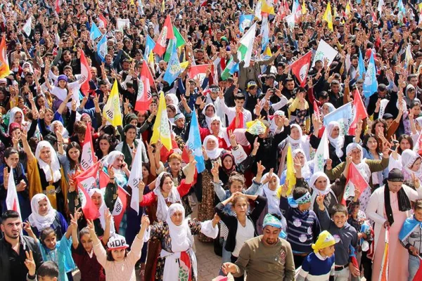 Cumhurbaşkanı adayımız neden bir kadın olmalı?