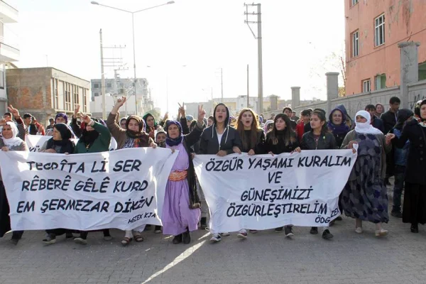 'Kendinizi değil düşmanı yakın'