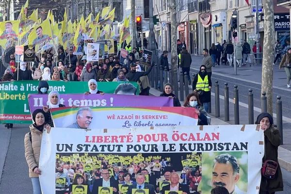 Marsilya Öcalan için yürüdü