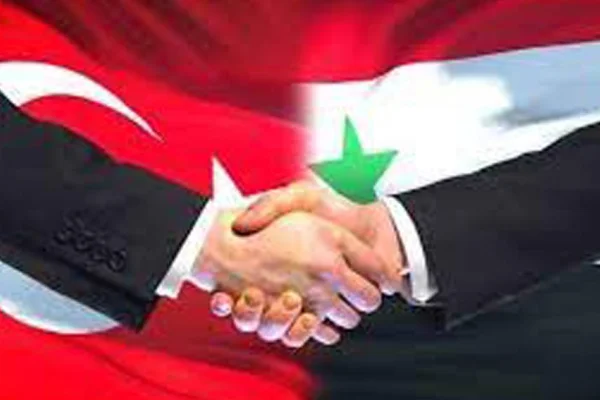 Kobanê'ye saldırı tehlikesi artıyor