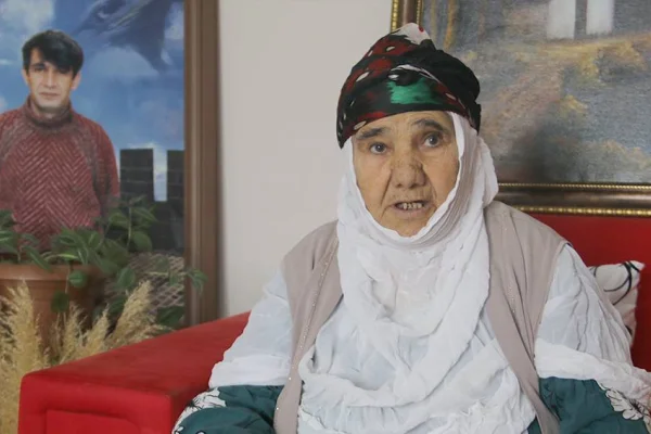 İmralı'daki oğlunu 8 yıldır göremiyor
