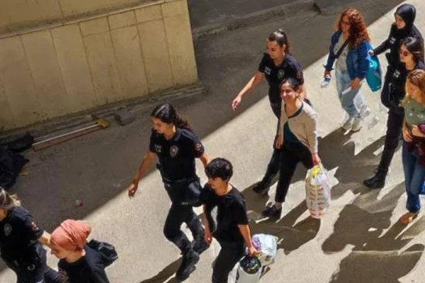 Kürt medyasına baskı büyük