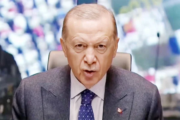 Yüz yıldır kana, cana, talana doymadılar