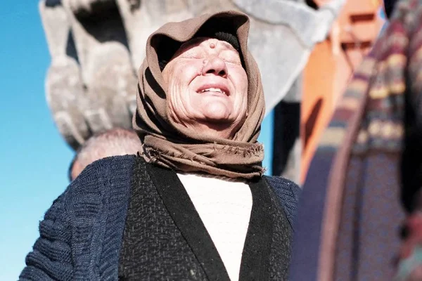 Acıyı paylaşmak adına