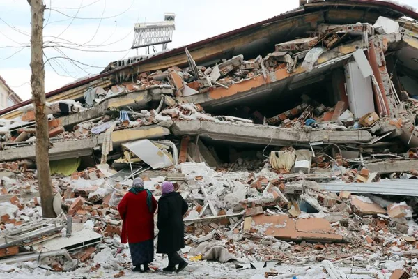 Deprem ve zalimin zulmü