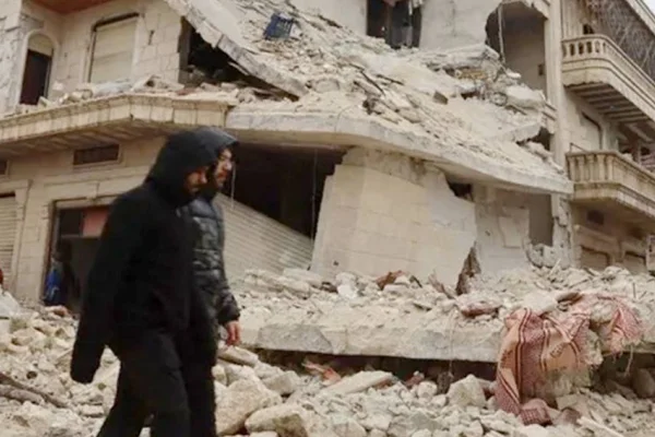 Suriye’de 5 ölü, 500 yaralı var
