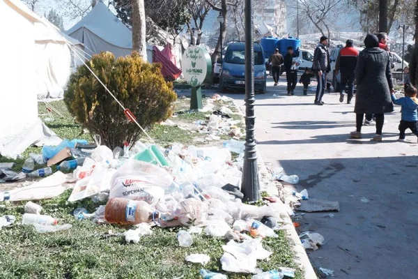 Kentin yaşayan ölüleri: Mülteciler