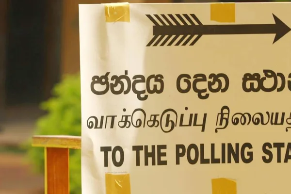 Sri Lanka seçimleri erteledi