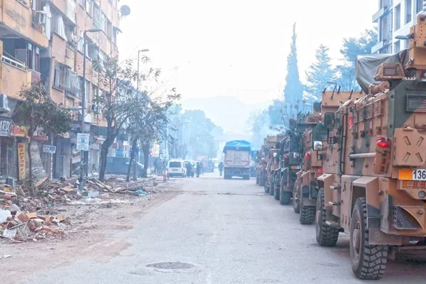 Devlet zorbalıkla kente geldi