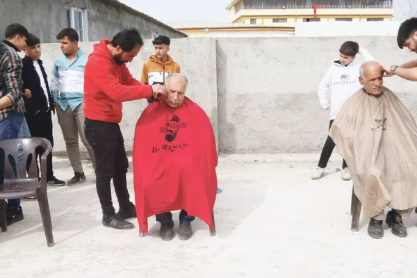 Berberler ilçe ilçe dolaşıyor