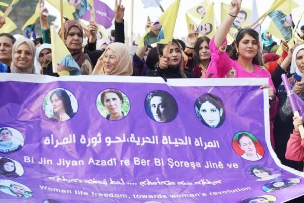 Alanlarda kadınlar ‘Jin jiyan azadî’ dedi