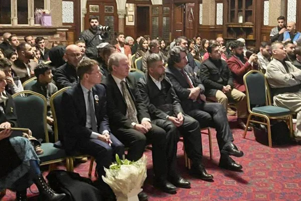 Kürt halkı ile birlikteyiz