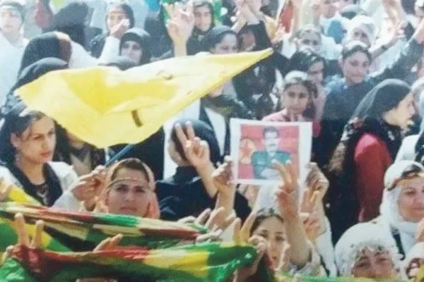‘Küçük Kurdistan’da Newroz ateşi